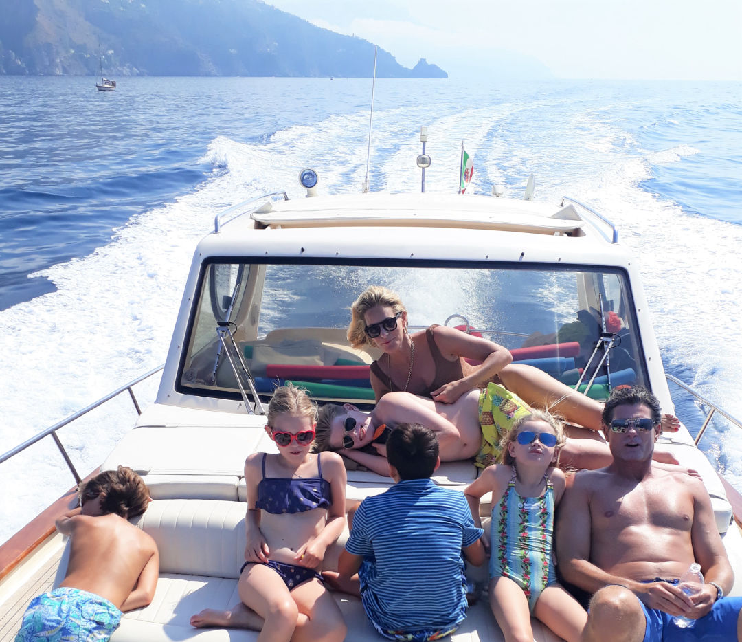 charter a boat on Capri