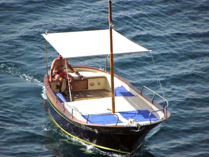 Gozzo Pinto - Amalfi Coast Boat Rentals