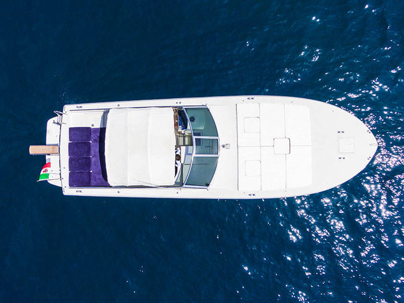 exclusive Itama 50 yacht