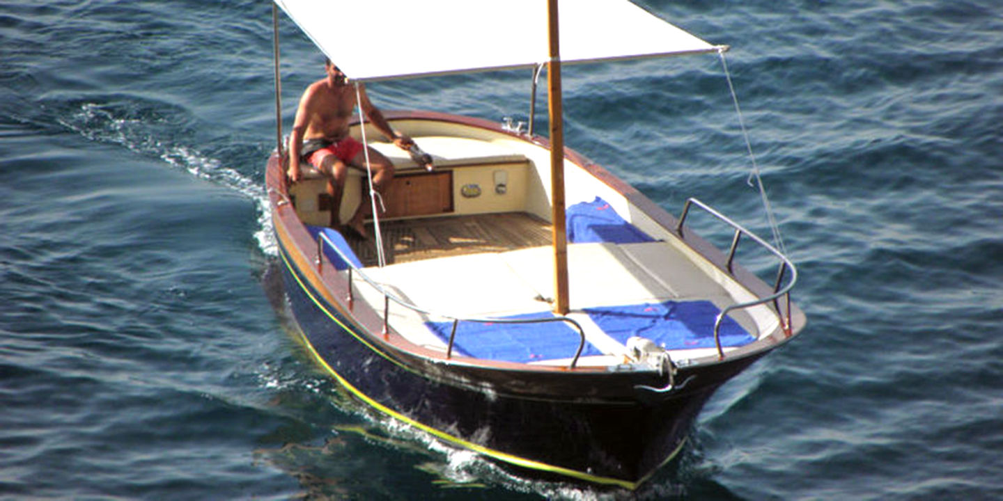 Noleggio Barche in Costiera Amalfitana - Gozzo Pinto